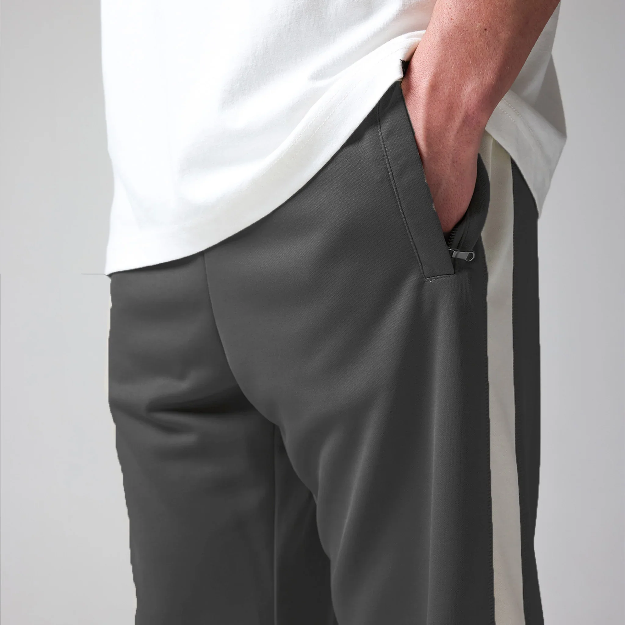 Chateau Sports Jogger - Image 2