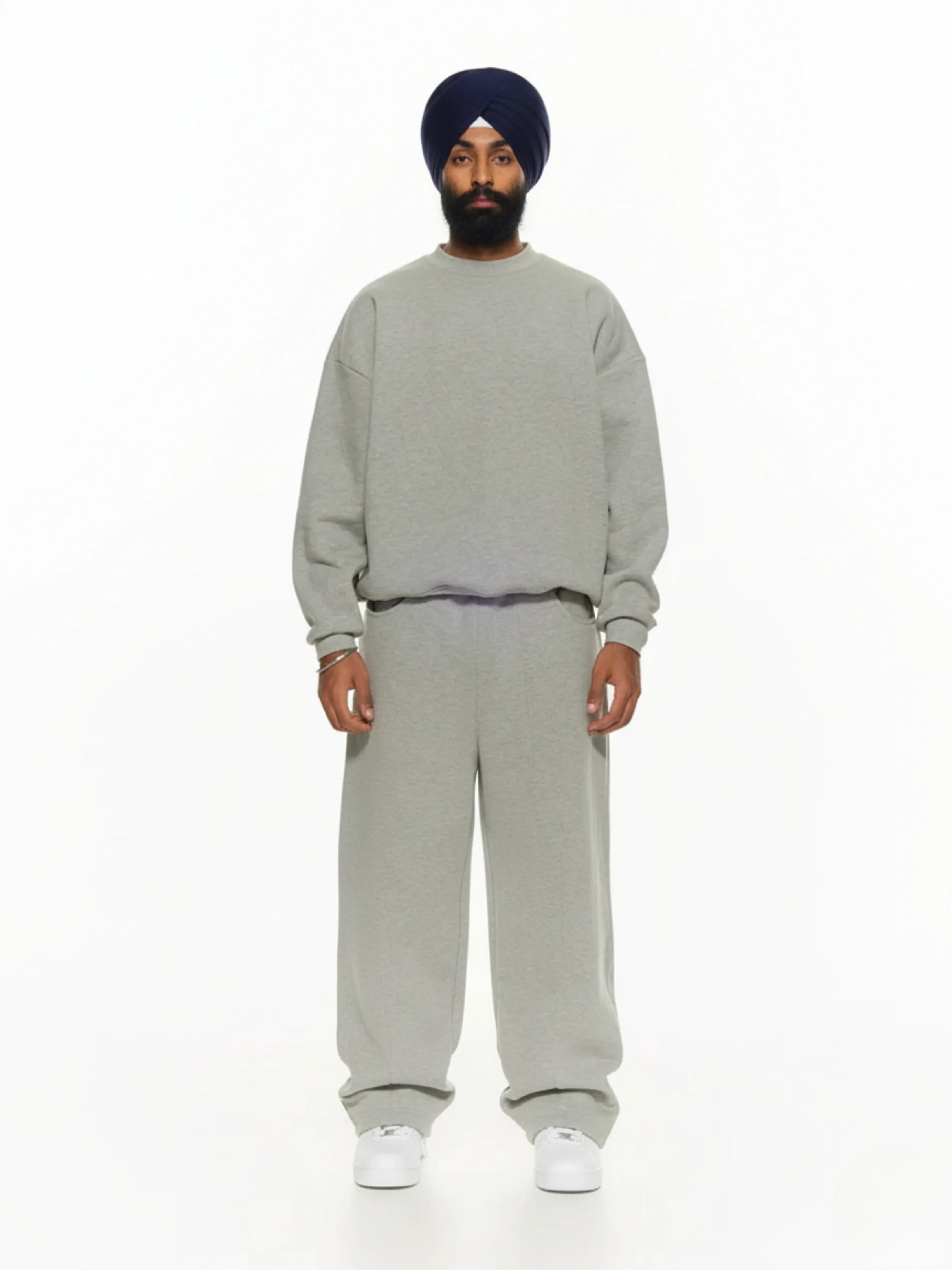 Cozy Sweatshirt and Sweat - Image 17