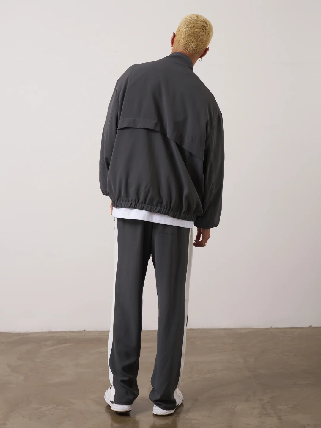 Genesis Tracksuit - Image 6