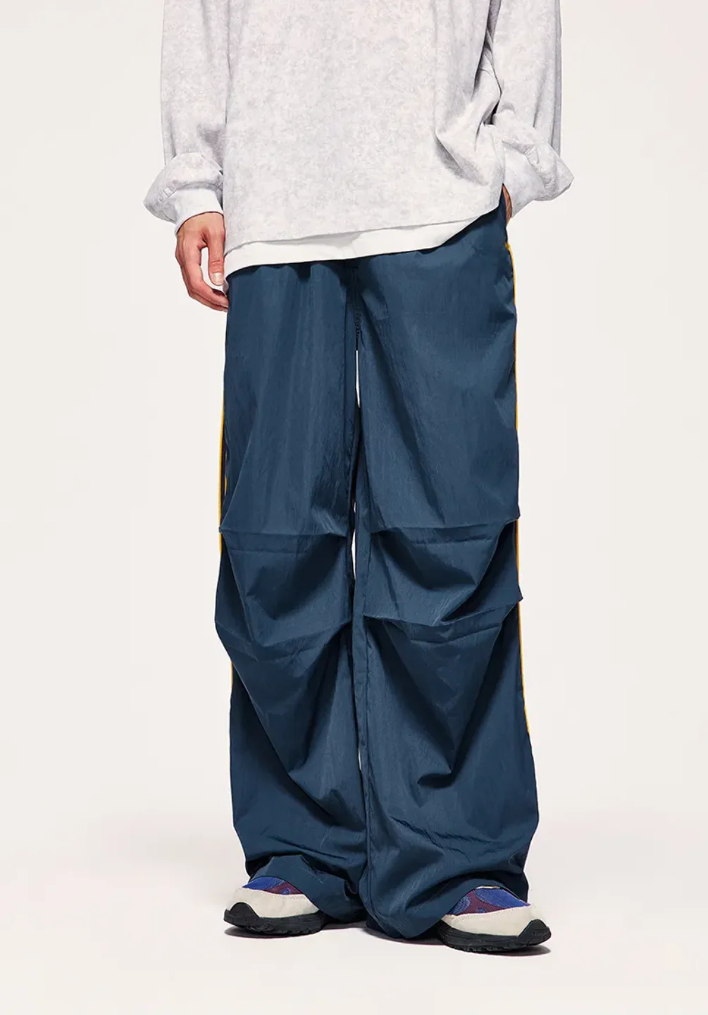Vintage Sporty Pants - Image 10