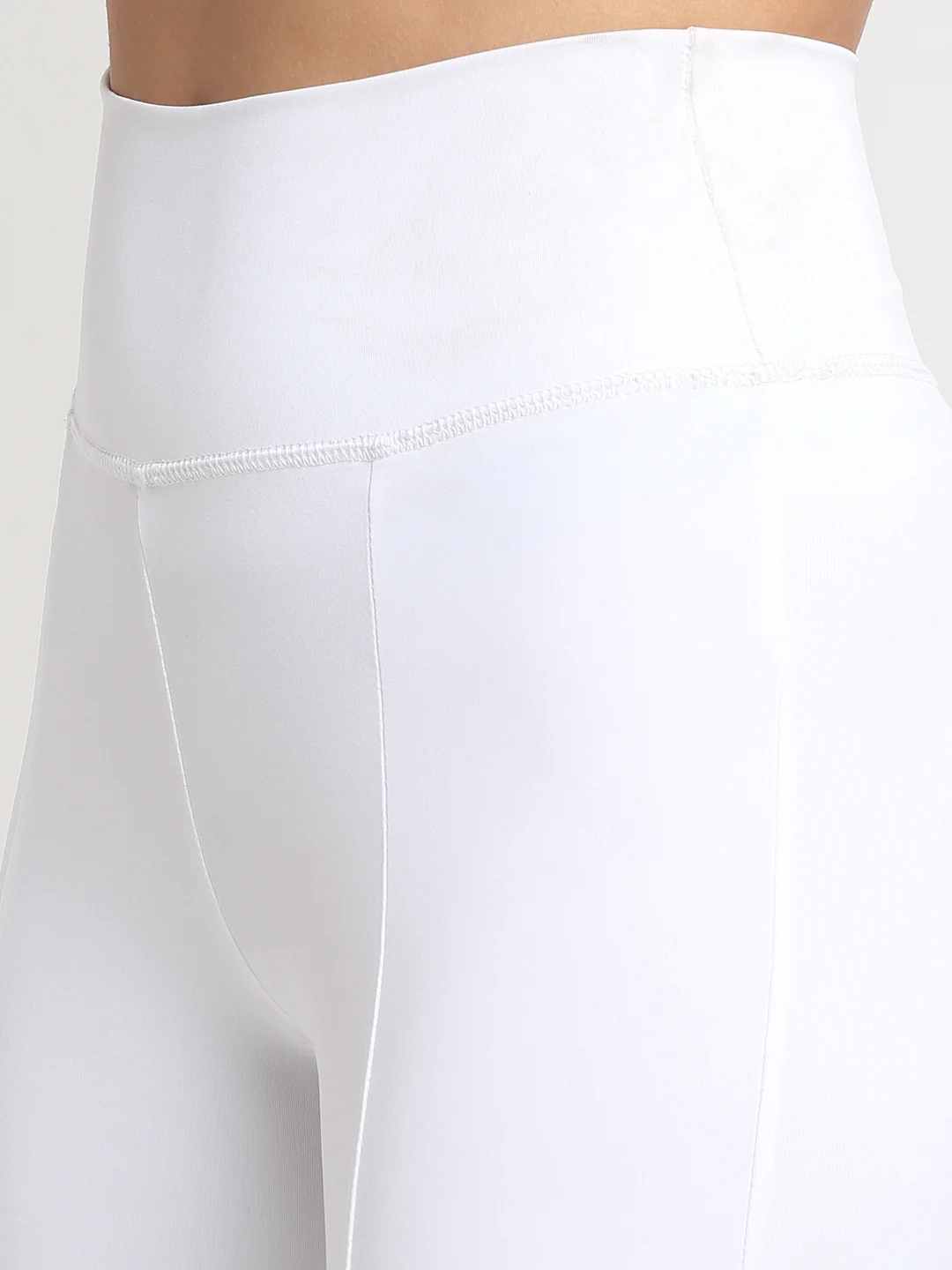 White High waist front slit yoga pants - Image 4